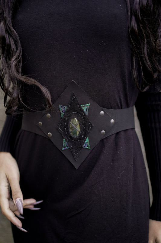 Black Sun Labradorite Belt