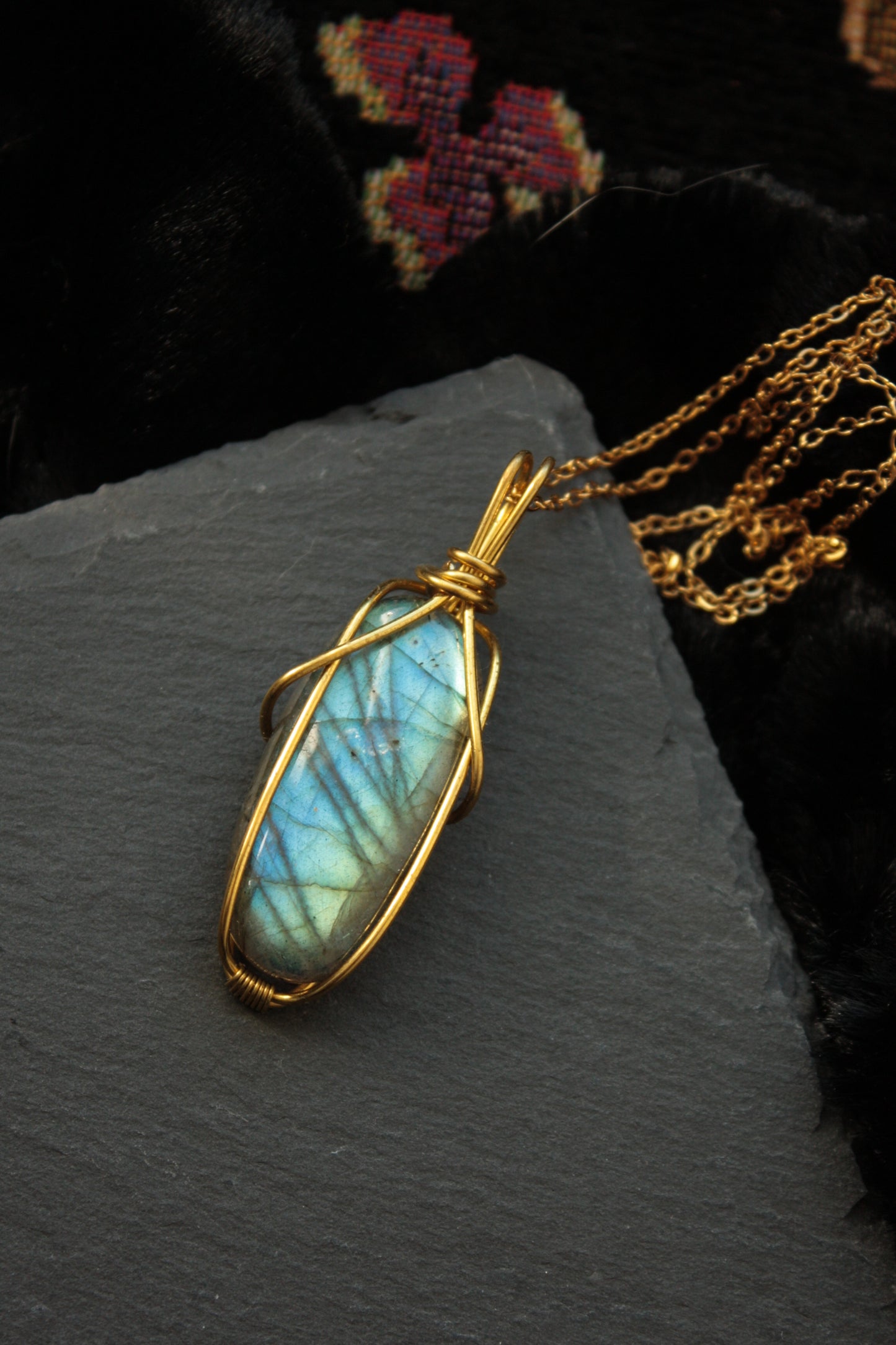 Light Blue Labradorite Pendant