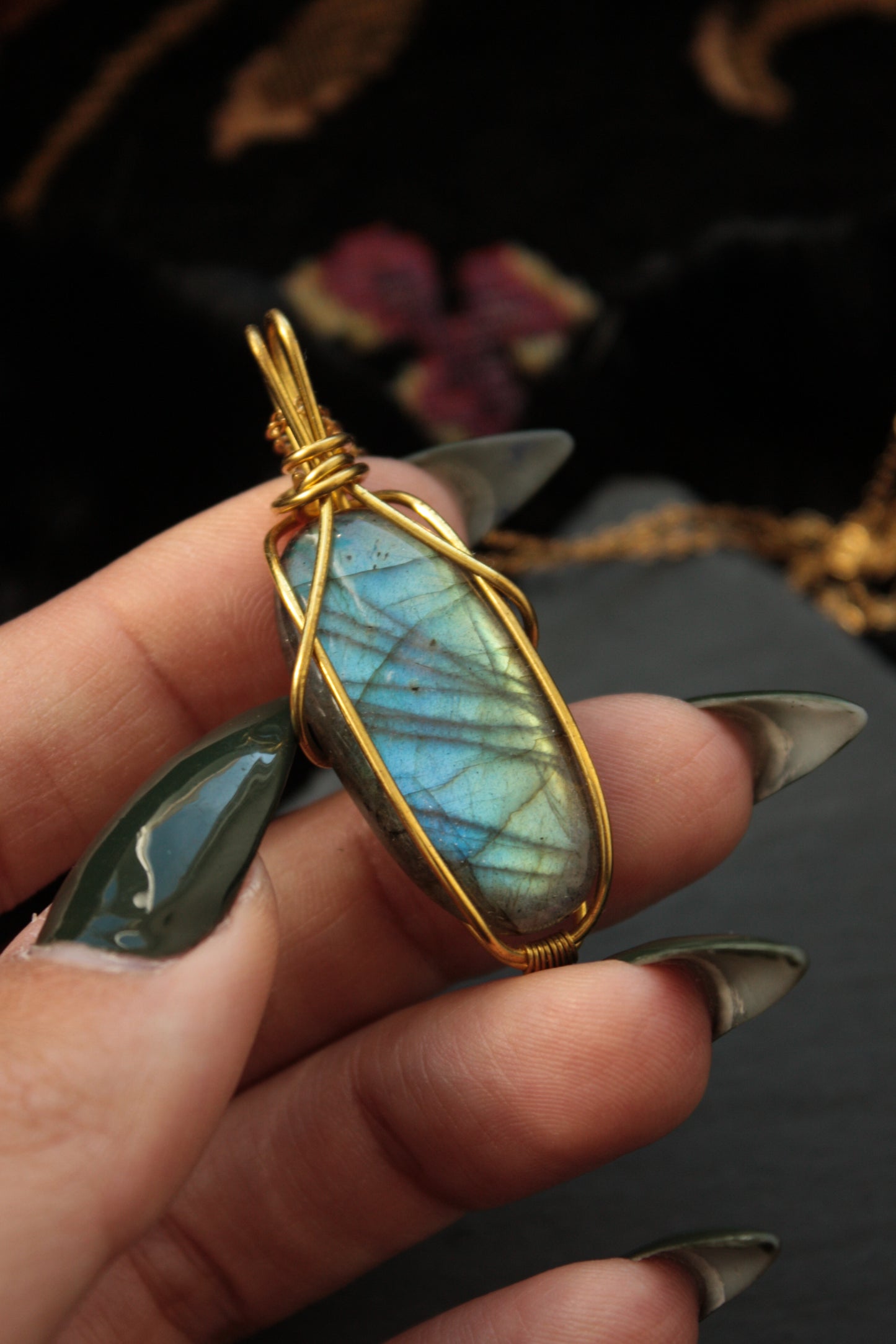 Light Blue Labradorite Pendant